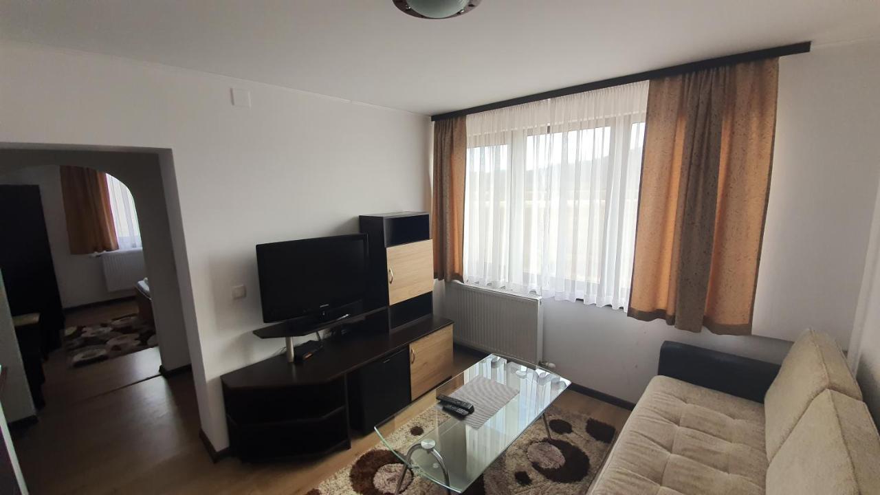 Семеен Хотел-Ресторант Етно Чакала Hotel Sevlievo Luaran gambar